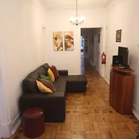 Nautic M1 R2 - Classy & Cozy Double With Shared Bathroom In Marques Pombal 3* Lissabon